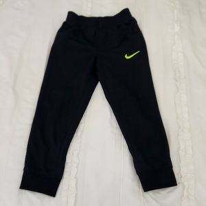NIKE kids Black Sweat Pants XS 3-4 years